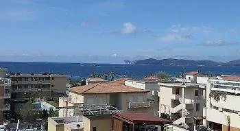 Gardenia Casa Vacanze Alghero 3*,